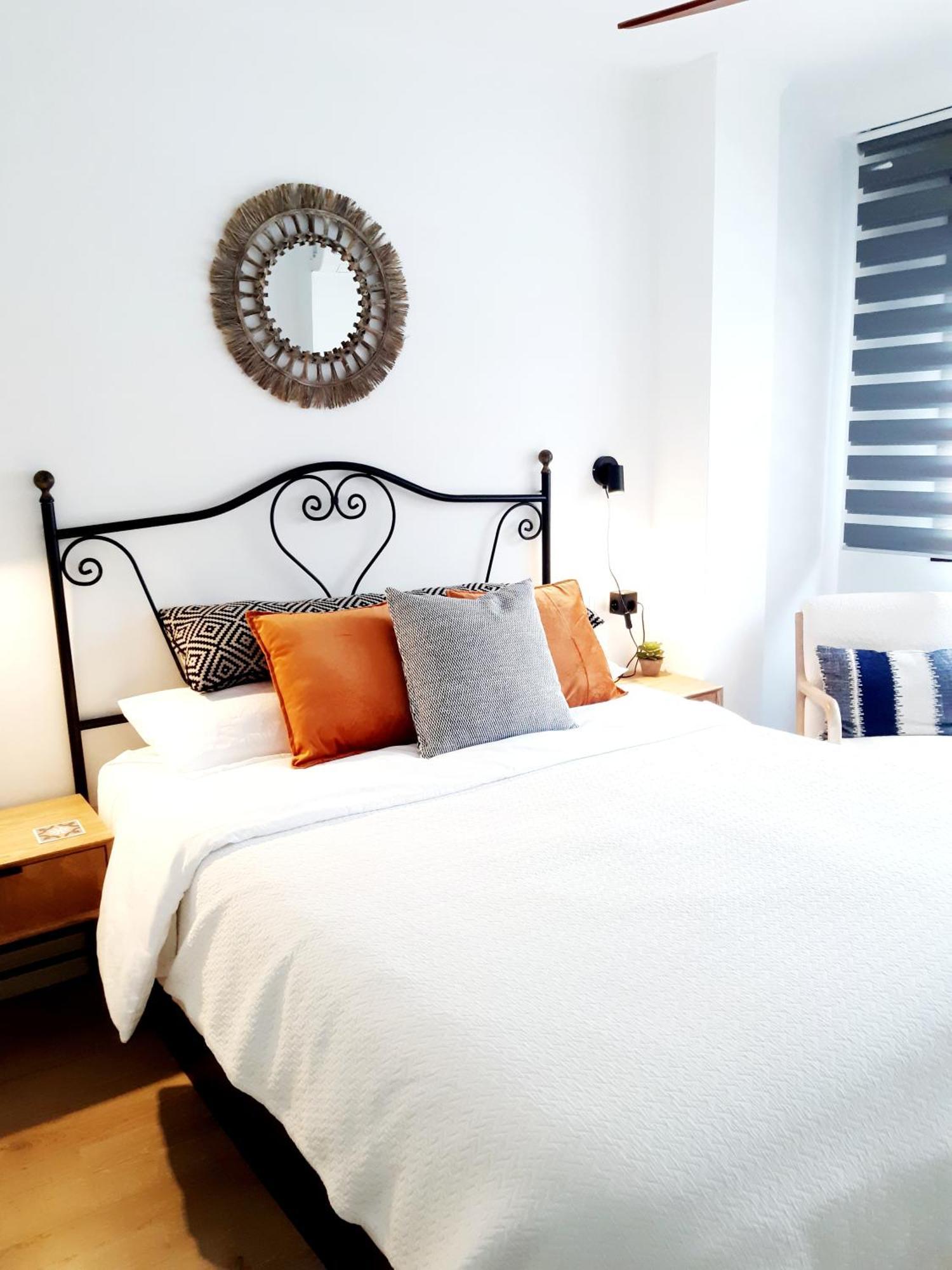 Impressive Apartment With 3 Bedrooms Metres From The Beach 埃斯特波纳 外观 照片