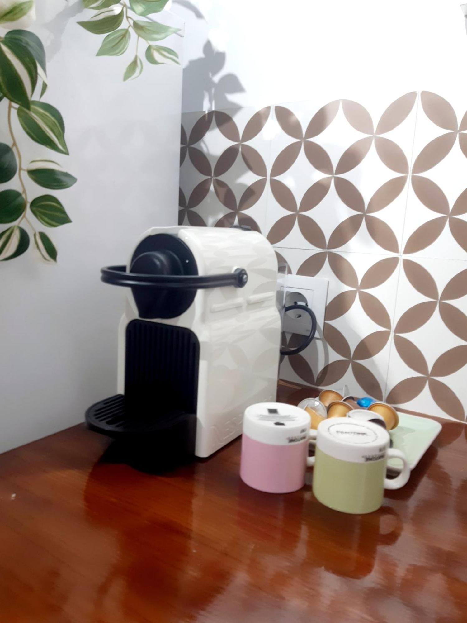 Impressive Apartment With 3 Bedrooms Metres From The Beach 埃斯特波纳 外观 照片