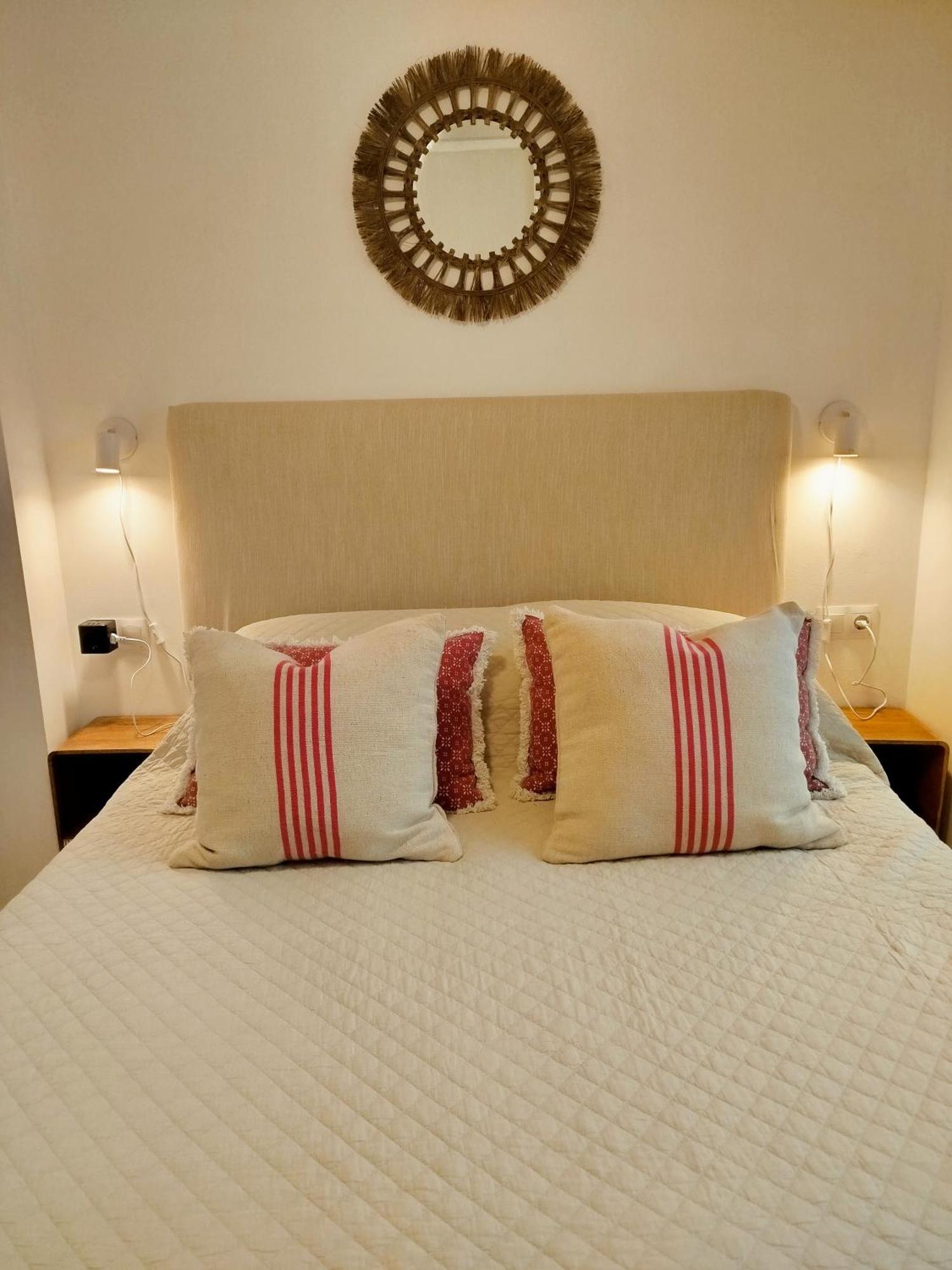 Impressive Apartment With 3 Bedrooms Metres From The Beach 埃斯特波纳 外观 照片