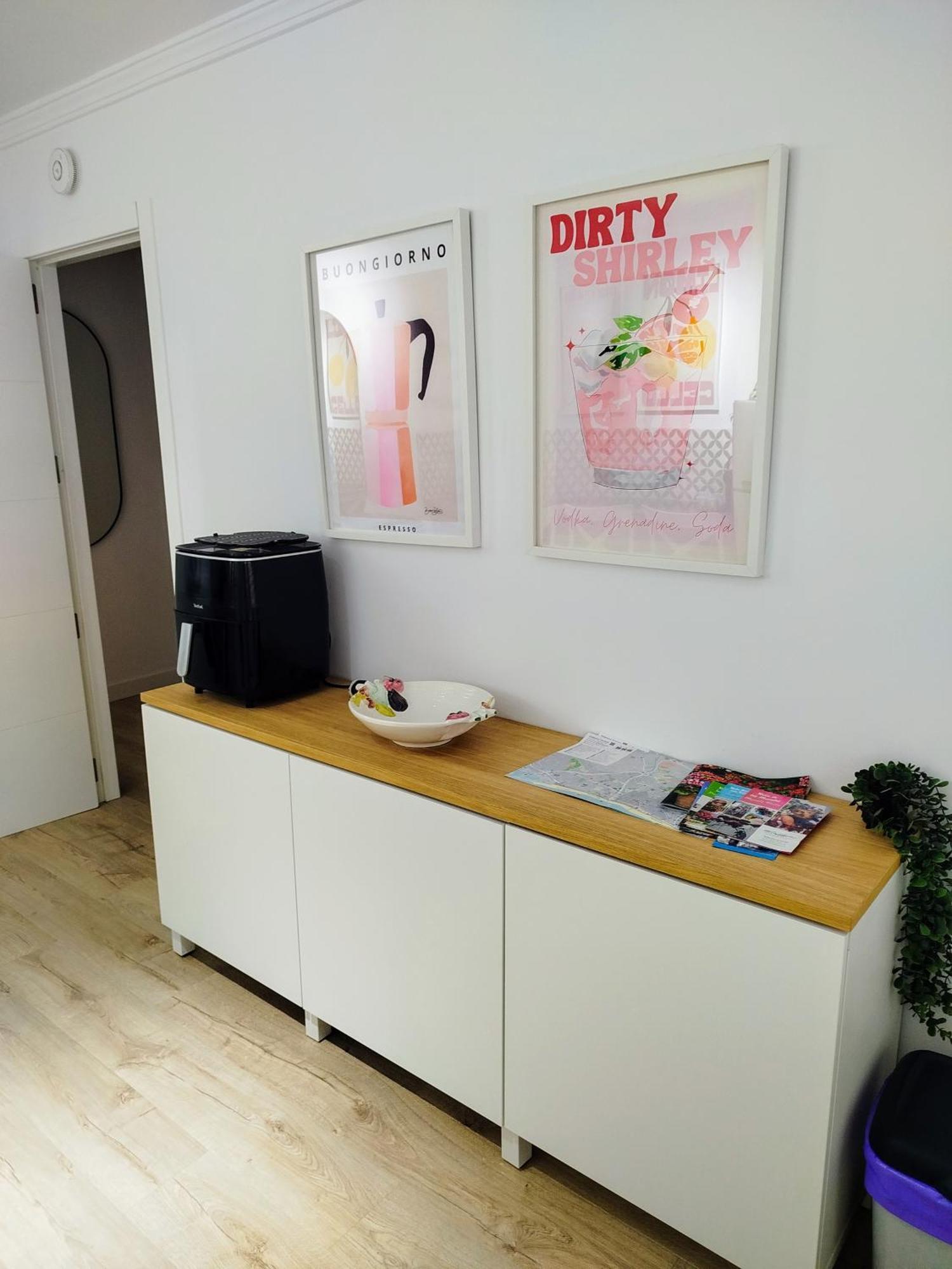 Impressive Apartment With 3 Bedrooms Metres From The Beach 埃斯特波纳 外观 照片