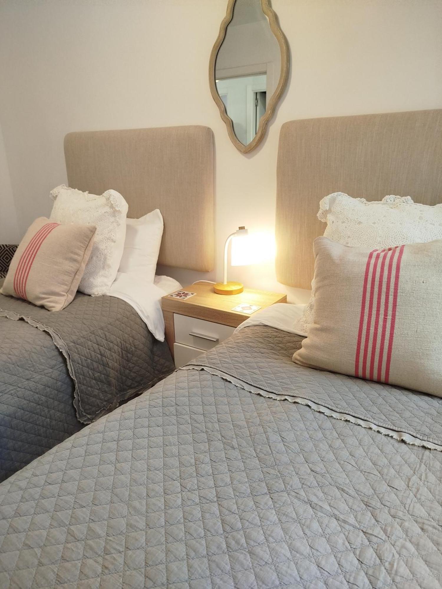 Impressive Apartment With 3 Bedrooms Metres From The Beach 埃斯特波纳 外观 照片